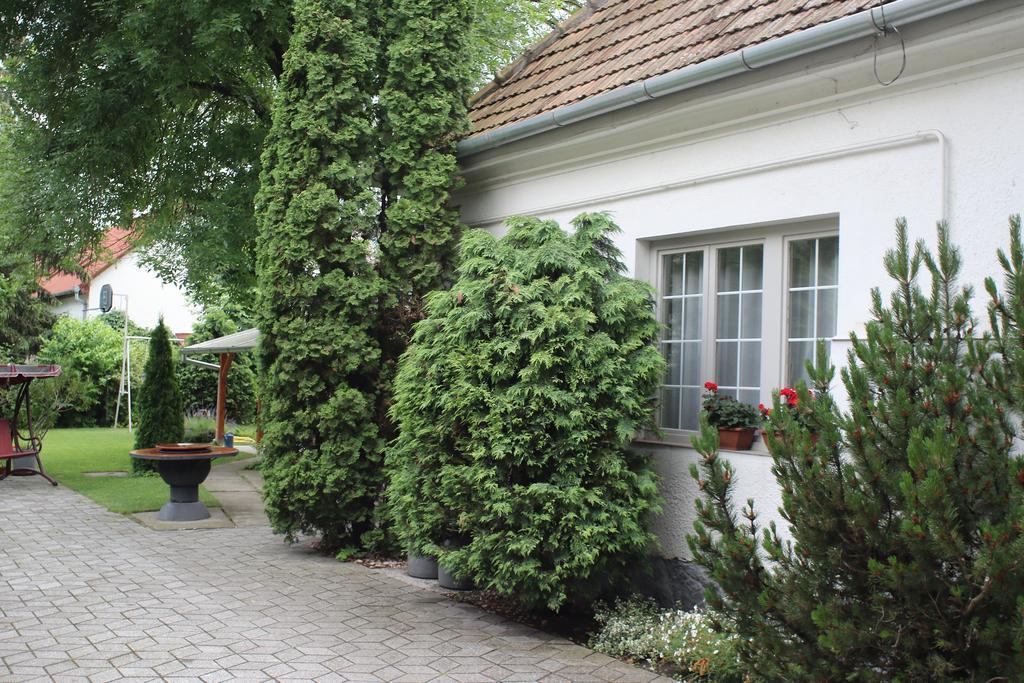 Kornel Apartman Siofok Luaran gambar